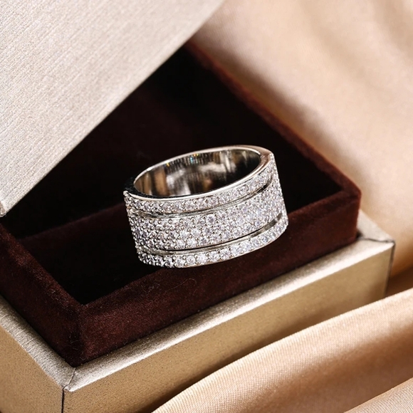 Sterling silver diamond ring - Picture 3 of 4